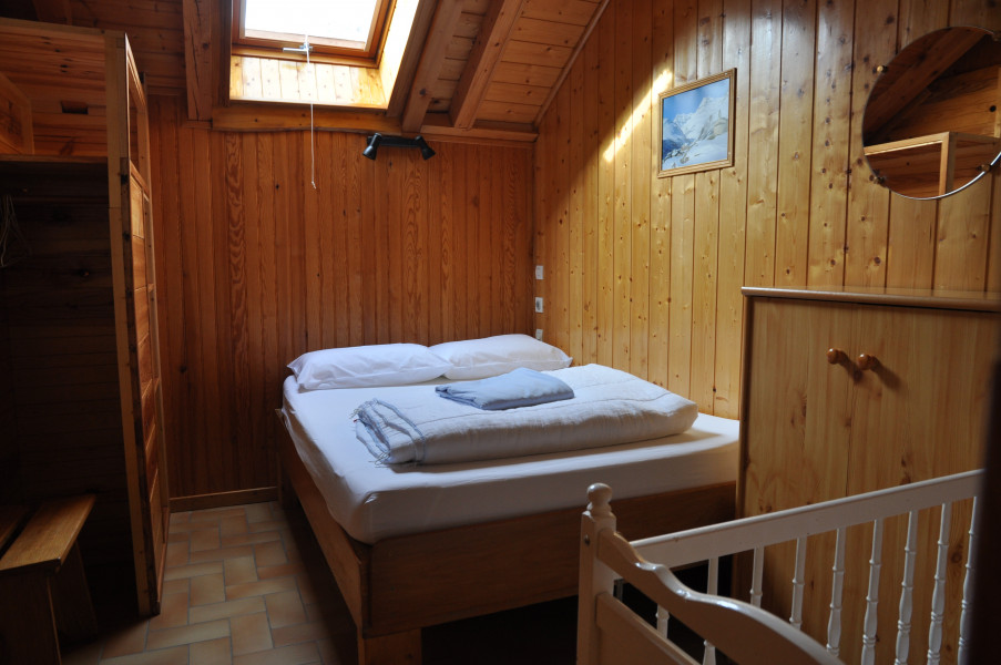 Chambre 2 1 lit double 1 lit Bébé